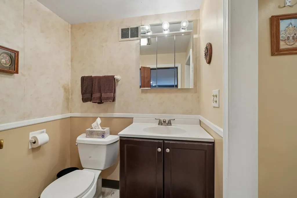 9010 Pottawattami Drive Skokie IL 60076