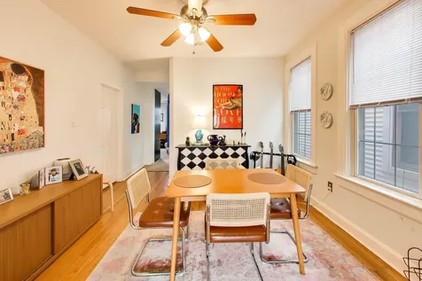 3243 North Hoyne Avenue Chicago IL 60618