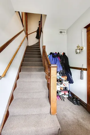 3243 North Hoyne Avenue Chicago IL 60618
