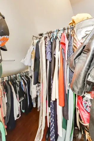 3243 North Hoyne Avenue Chicago IL 60618