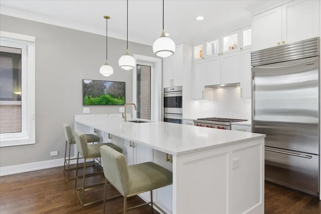 1321 West Wrightwood Avenue Chicago IL 60614