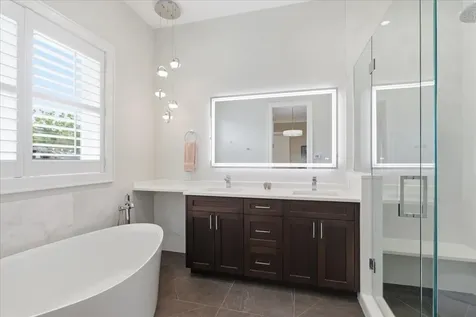 1321 West Wrightwood Avenue Chicago IL 60614