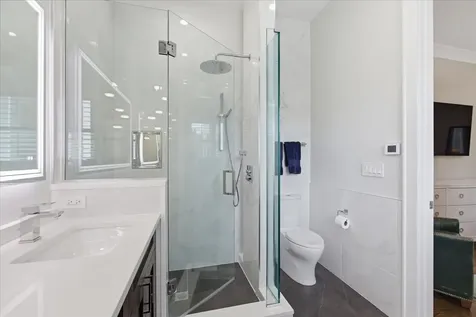 1321 West Wrightwood Avenue Chicago IL 60614