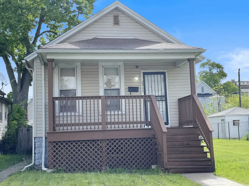 7715 South Maryland Avenue Chicago IL 60619