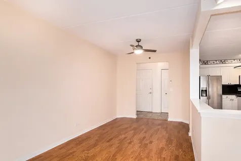 710 Creekside Drive Mount Prospect IL 60056