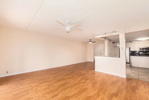 710 Creekside Drive Mount Prospect IL 60056