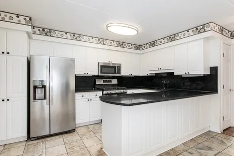710 Creekside Drive Mount Prospect IL 60056