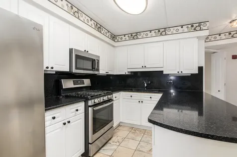 710 Creekside Drive Mount Prospect IL 60056