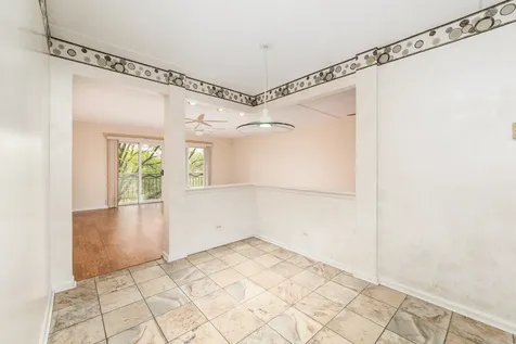 710 Creekside Drive Mount Prospect IL 60056