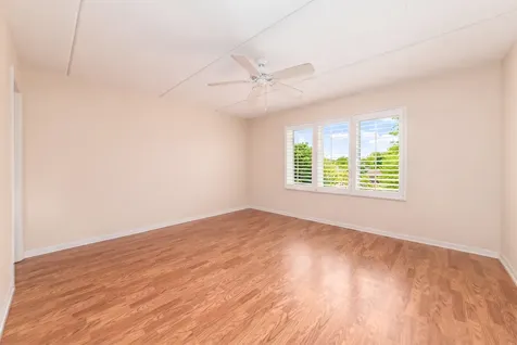 710 Creekside Drive Mount Prospect IL 60056
