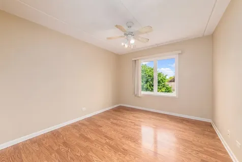 710 Creekside Drive Mount Prospect IL 60056