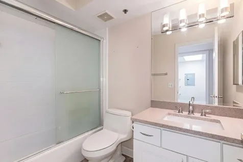 710 Creekside Drive Mount Prospect IL 60056