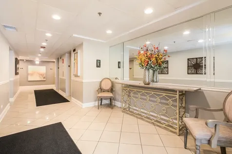 710 Creekside Drive Mount Prospect IL 60056