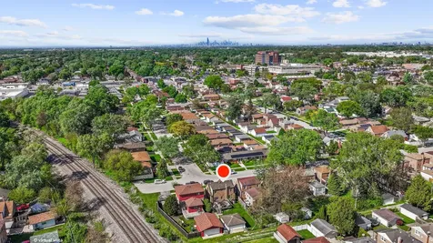 2961 West 97th Street Evergreen Park IL 60805