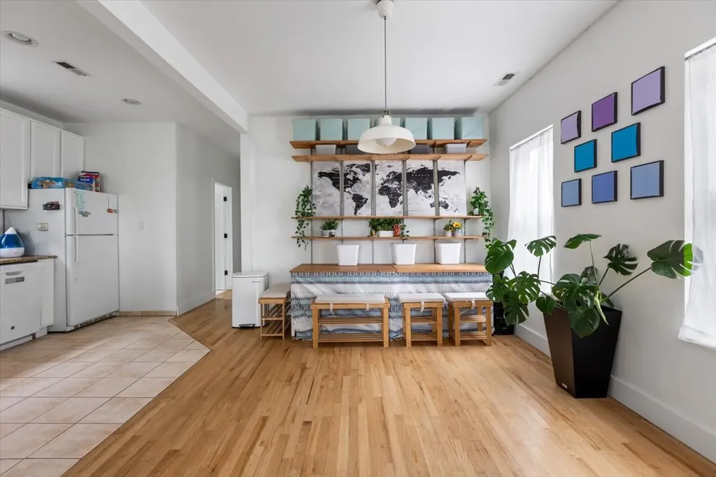 1630 West 21st Place Chicago IL 60608
