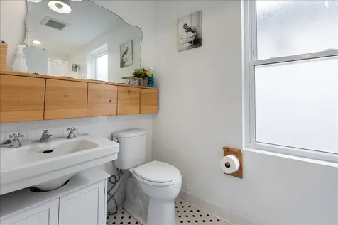 1630 West 21st Place Chicago IL 60608
