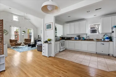 1630 West 21st Place Chicago IL 60608