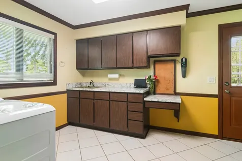 135 Hillcrest Court Barrington IL 60010
