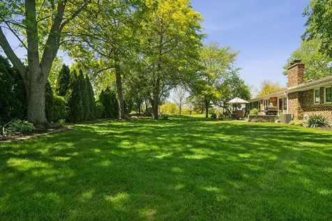 135 Hillcrest Court Barrington IL 60010