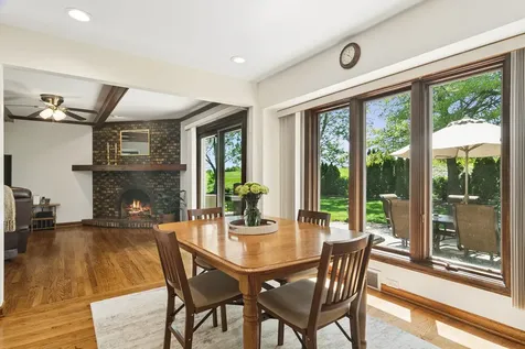 135 Hillcrest Court Barrington IL 60010