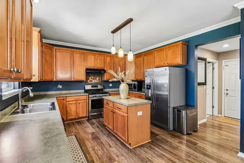1526 Baltz Court Joliet IL 60431