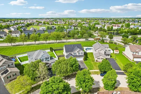1526 Baltz Court Joliet IL 60431
