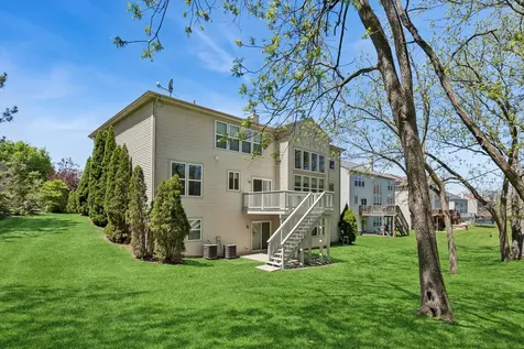 713 Blue Ridge Drive Streamwood IL 60107