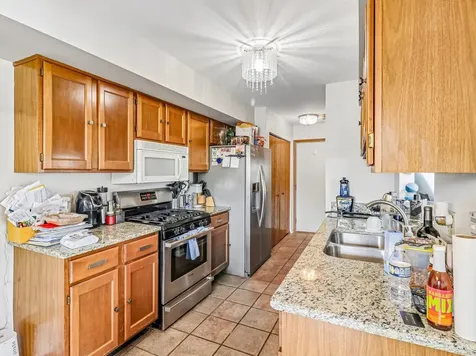 281 Whitewood Drive Streamwood IL 60107