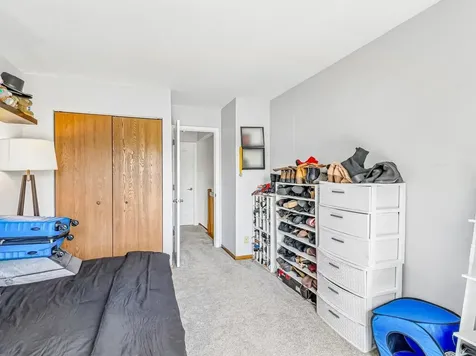 281 Whitewood Drive Streamwood IL 60107