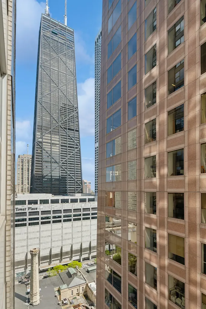 777 North Michigan Avenue Chicago IL 60611