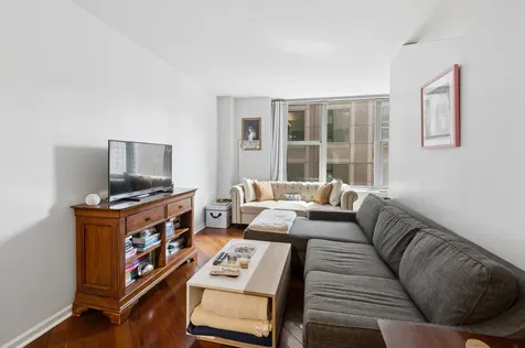 777 North Michigan Avenue Chicago IL 60611