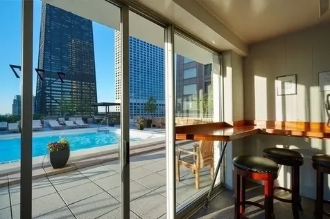 777 North Michigan Avenue Chicago IL 60611