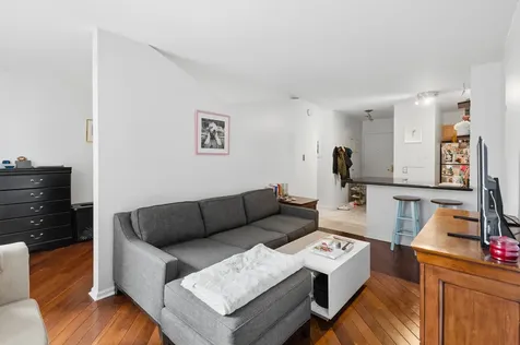 777 North Michigan Avenue Chicago IL 60611