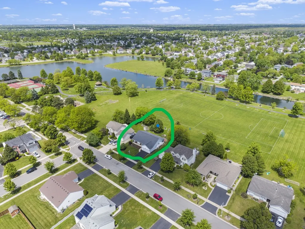 513 Pheasant Chase Drive Bolingbrook IL 60490