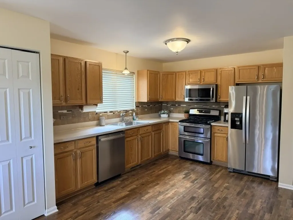513 Pheasant Chase Drive Bolingbrook IL 60490