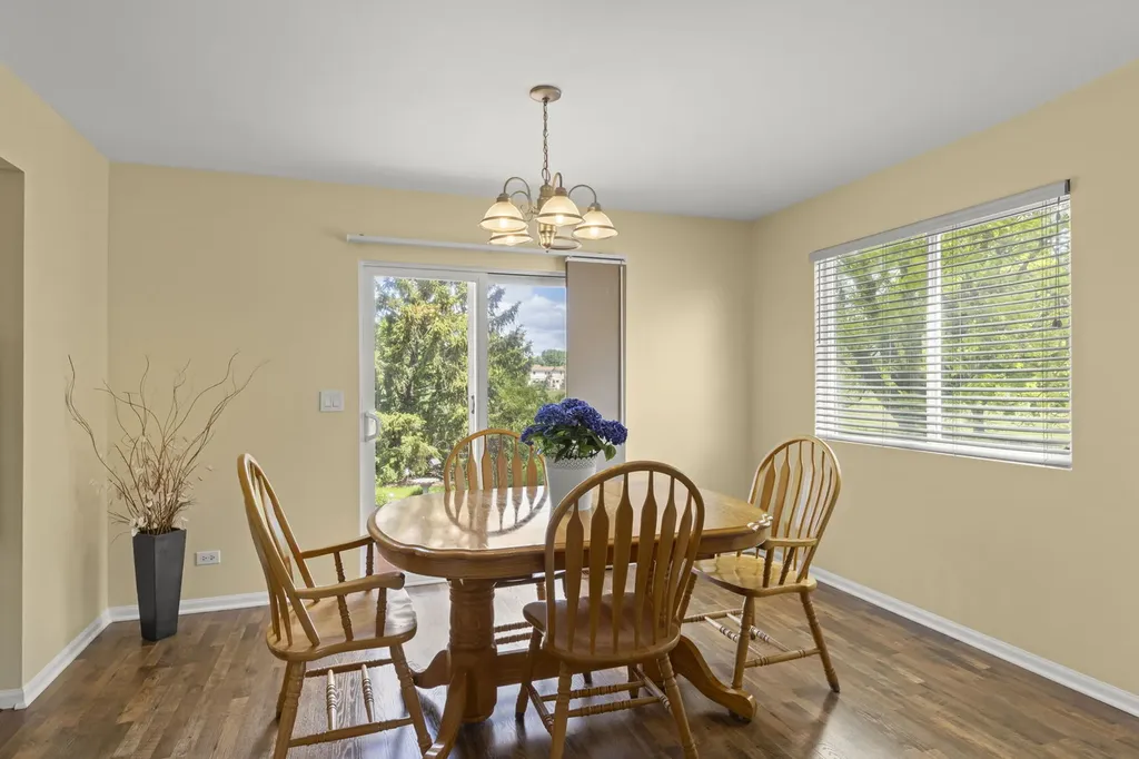 513 Pheasant Chase Drive Bolingbrook IL 60490