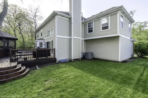 106 Wildflower Way Streamwood IL 60107
