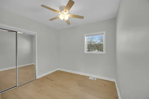 629 East 154th Street Phoenix IL 60426