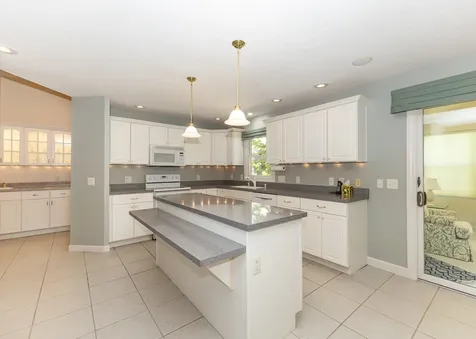 3646 71ST Street Court Moline IL 61265