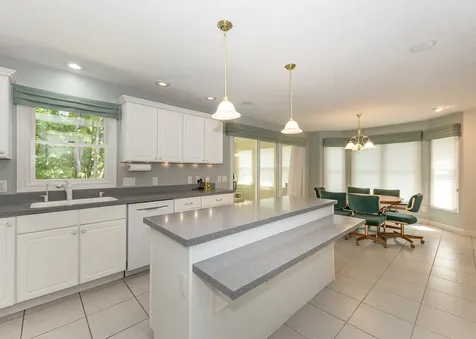 3646 71ST Street Court Moline IL 61265