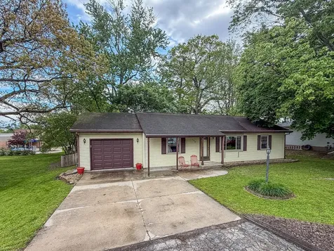 306 Willow Lane Mahomet IL 61853