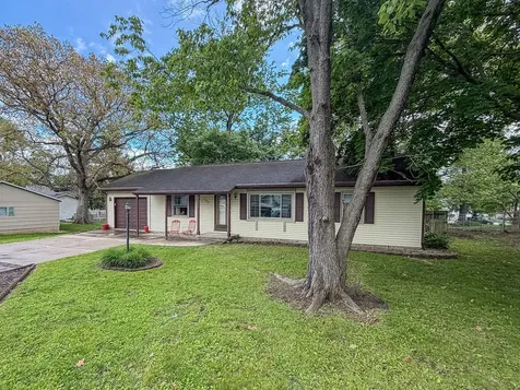 306 Willow Lane Mahomet IL 61853