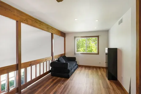 1003 Wesley Drive Crystal Lake IL 60014