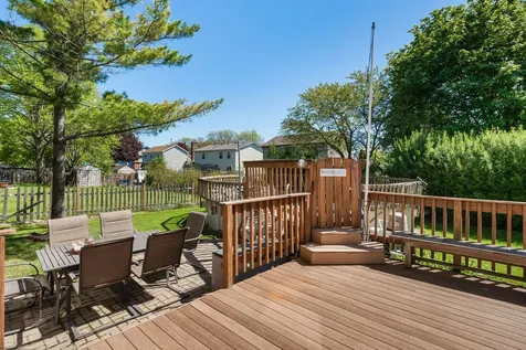 1003 Wesley Drive Crystal Lake IL 60014