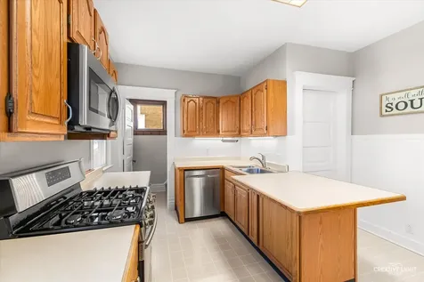 171 North Sycamore Street Hinckley IL 60520