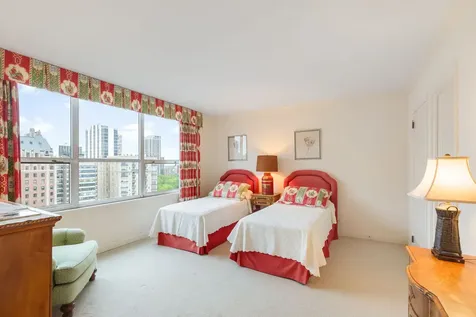 1515 North Astor Street Chicago IL 60610