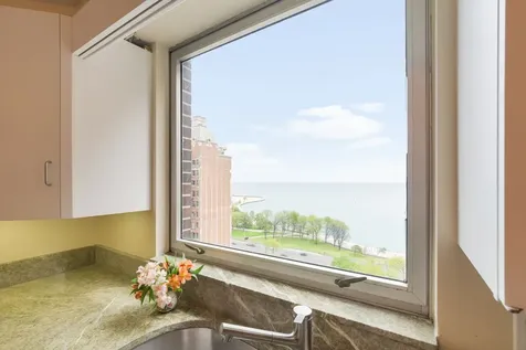 1515 North Astor Street Chicago IL 60610