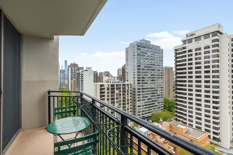 1515 North Astor Street Chicago IL 60610