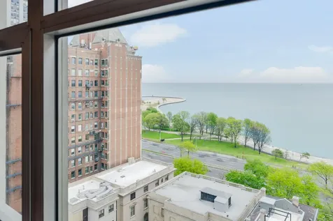 1515 North Astor Street Chicago IL 60610