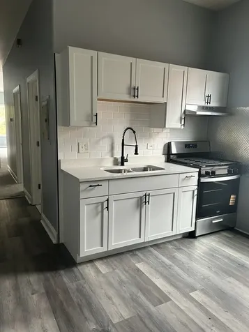 8838 South Marquette Avenue Chicago IL 60617
